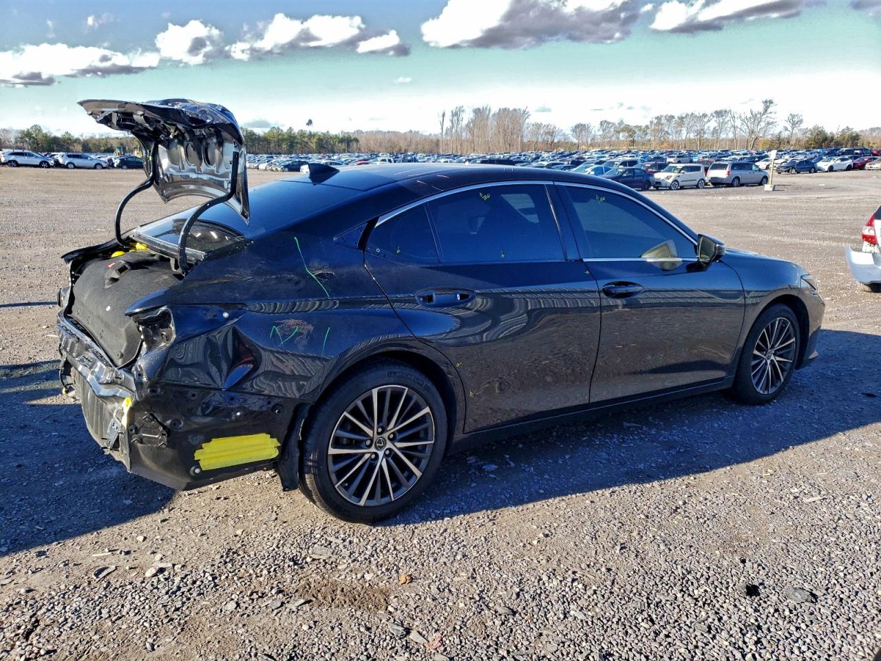2023 LEXUS ES 300H BASE photo 3