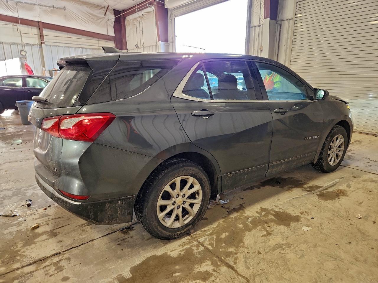 2020 CHEVROLET EQUINOX LT photo 3