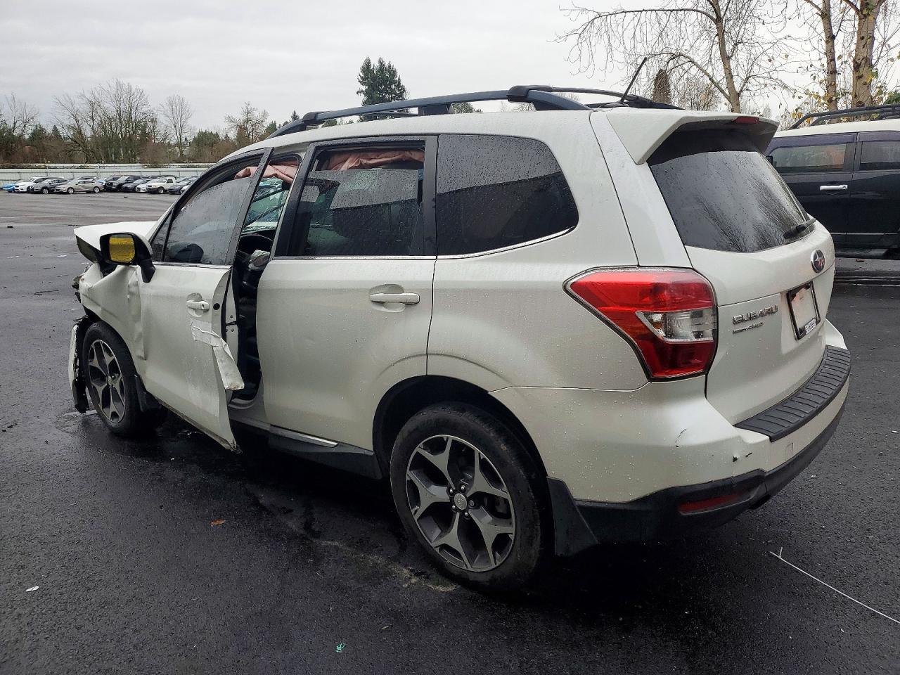 2015 SUBARU FORESTER 2.0XT TOURING photo 2