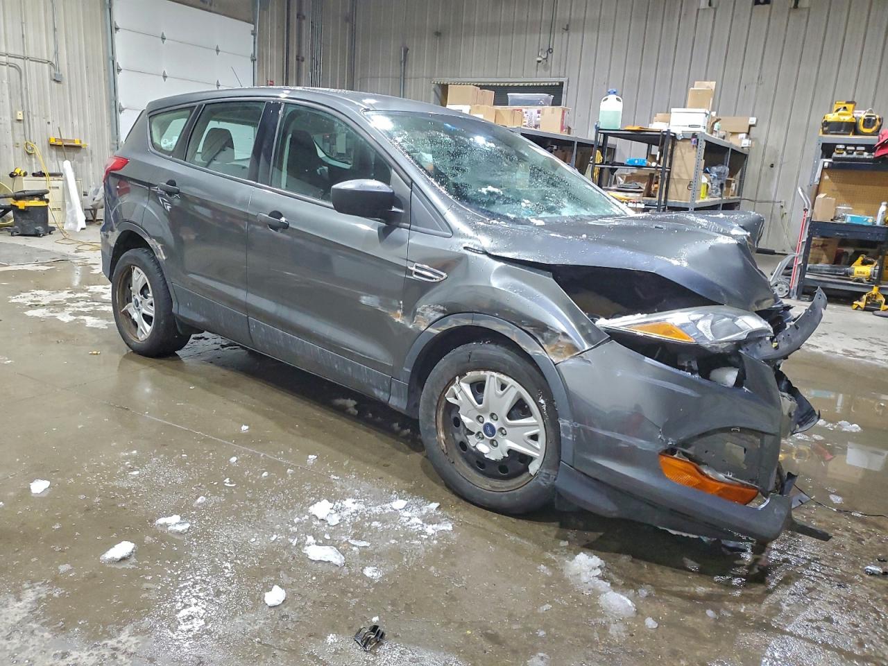 2015 FORD ESCAPE S photo 4
