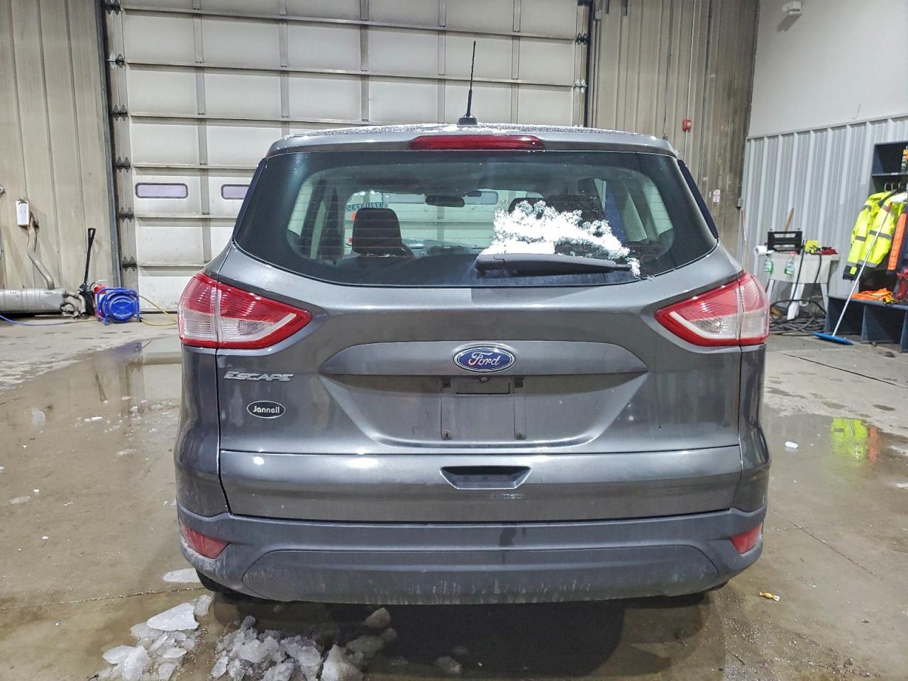 2015 FORD ESCAPE S photo 6