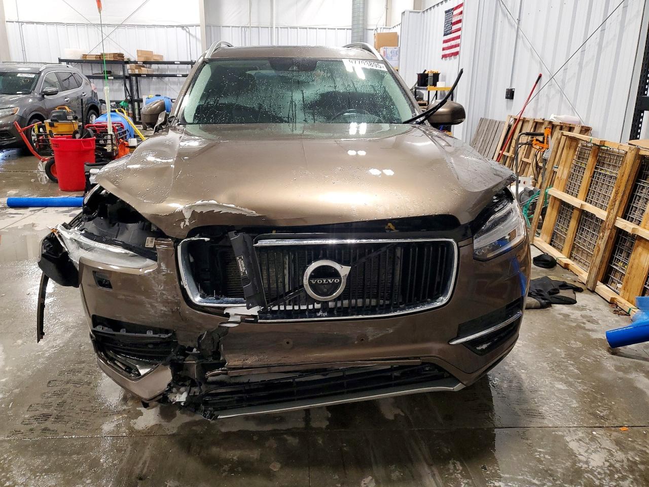 2016 VOLVO XC90 T6 photo 5