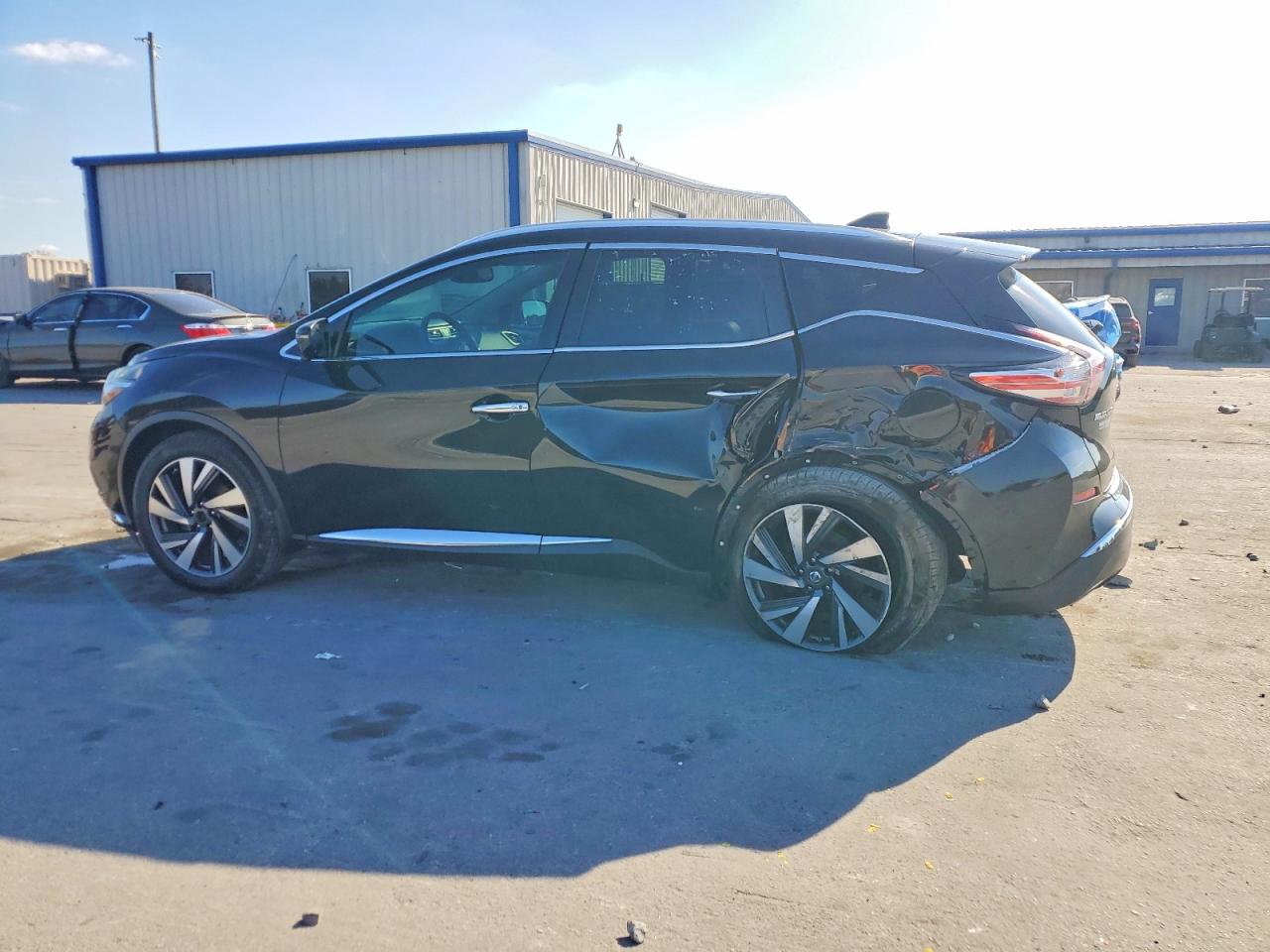 2018 NISSAN MURANO S photo 2