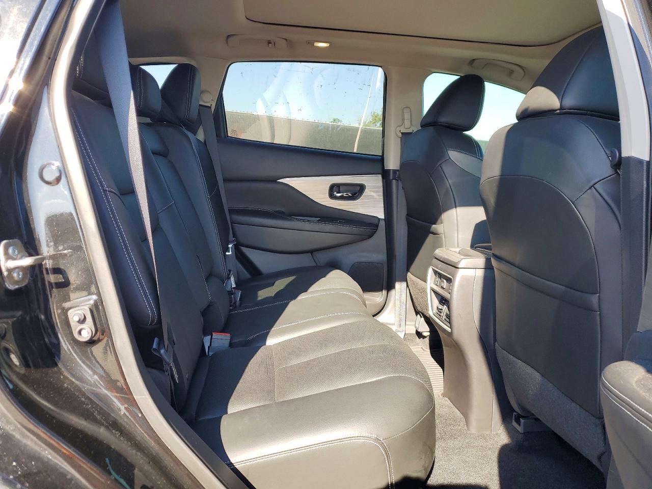 2018 NISSAN MURANO S photo 11