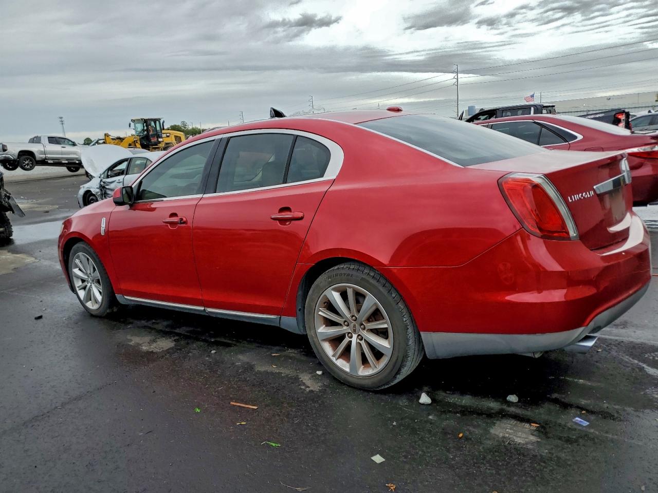 2011 LINCOLN MKS photo 2
