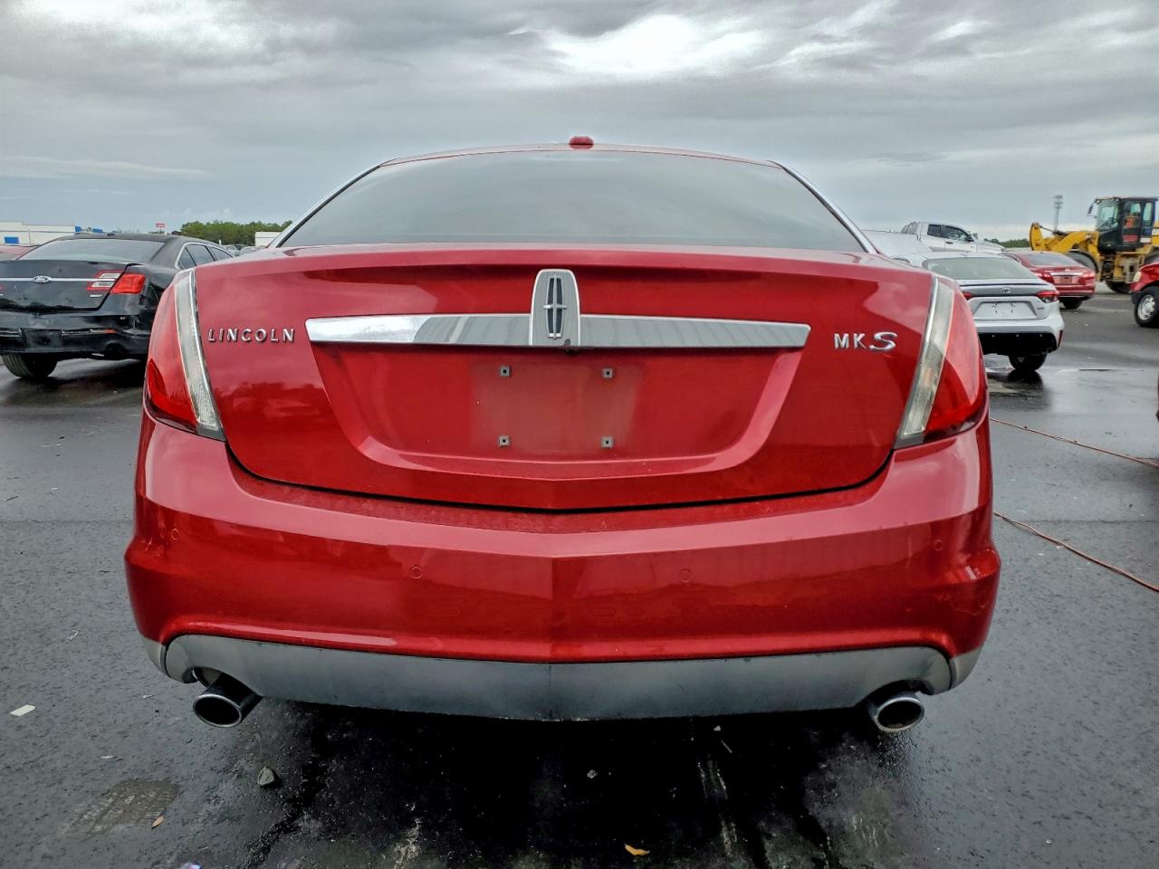 2011 LINCOLN MKS photo 6