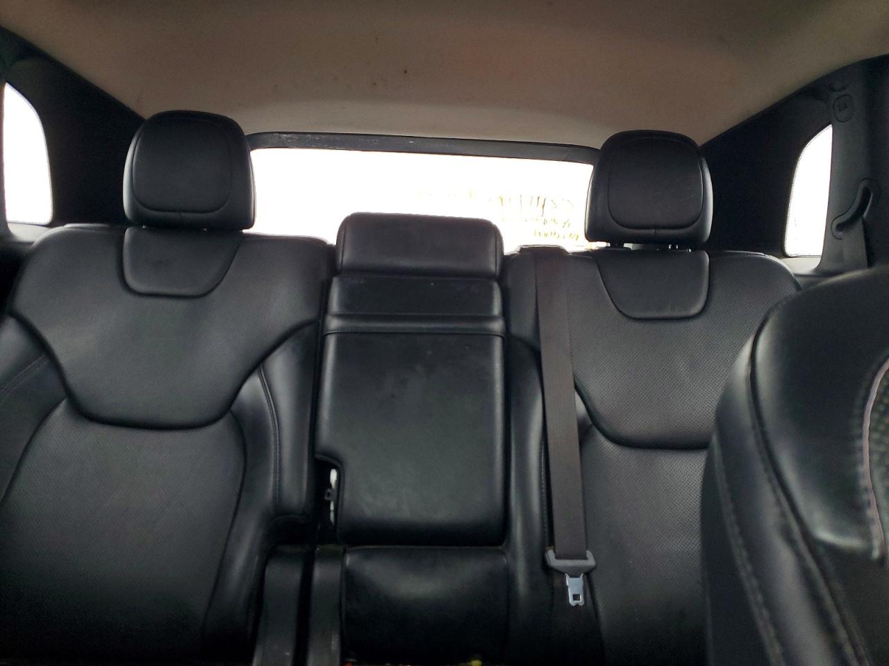 2018 JEEP CHEROKEE OVERLAND photo 10