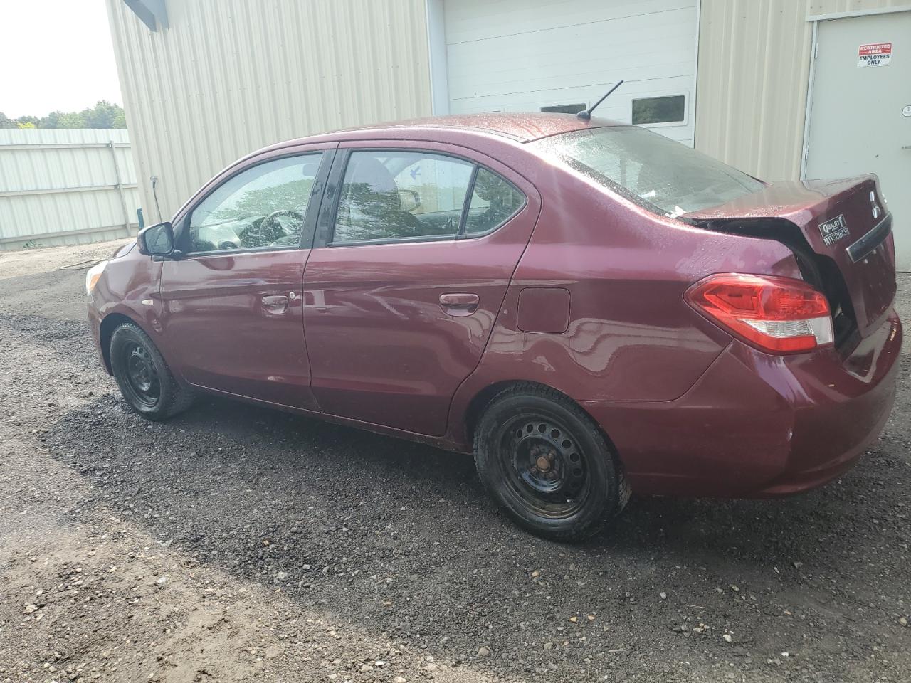 2017 MITSUBISHI MIRAGE G4 ES photo 3