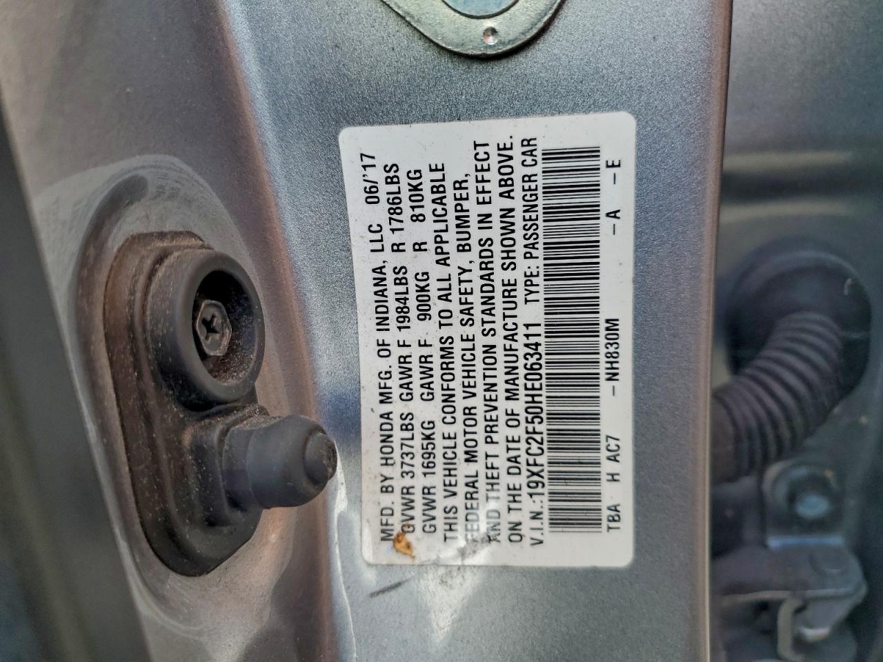 2017 HONDA CIVIC LX photo 12