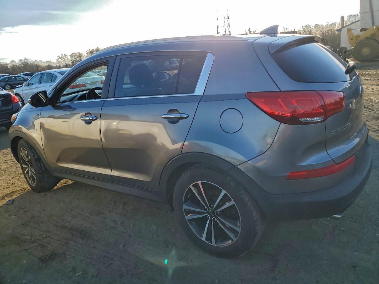 2016 KIA SPORTAGE EX photo 2