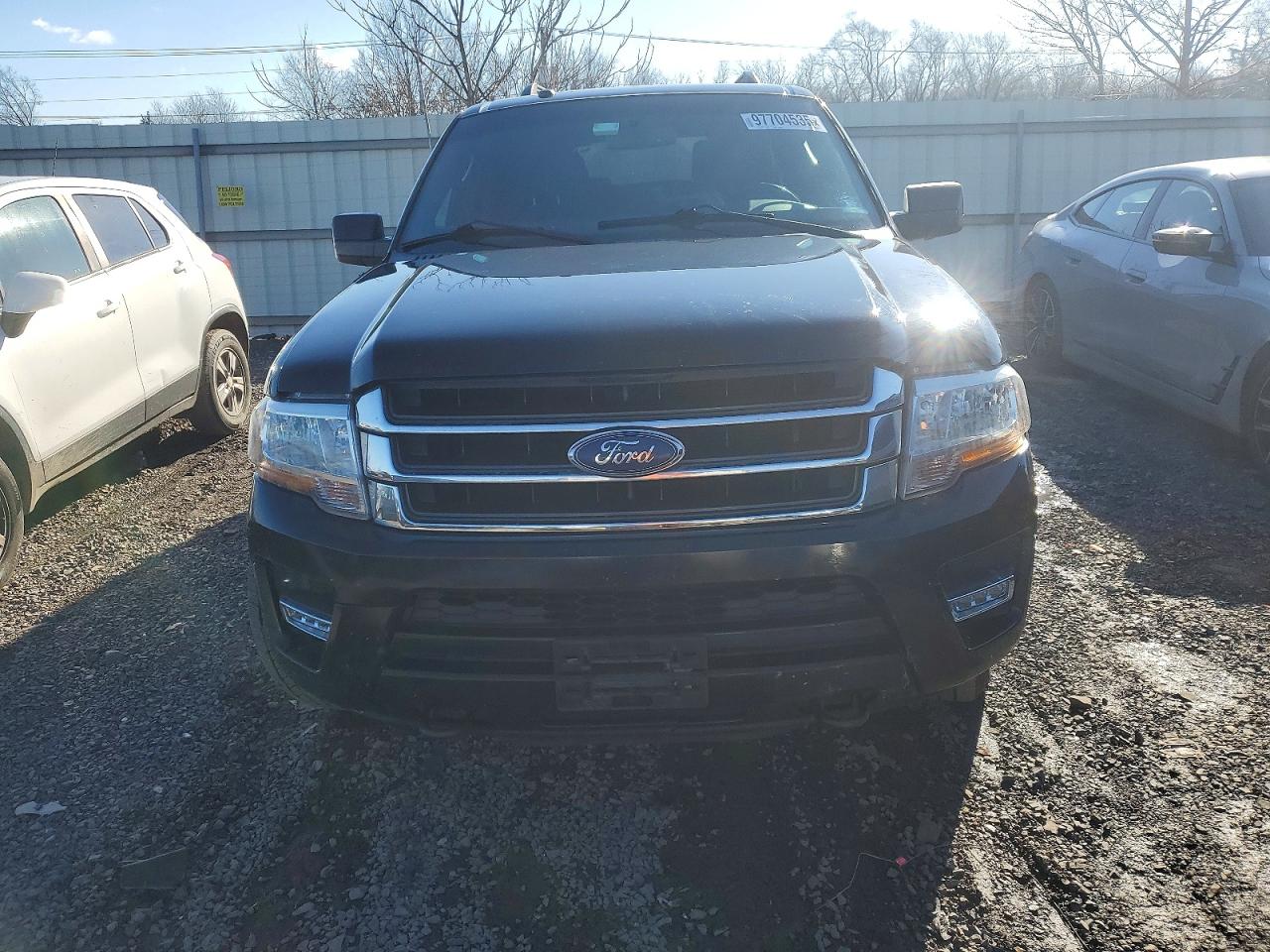 2017 FORD EXPEDITION EL XLT photo 5