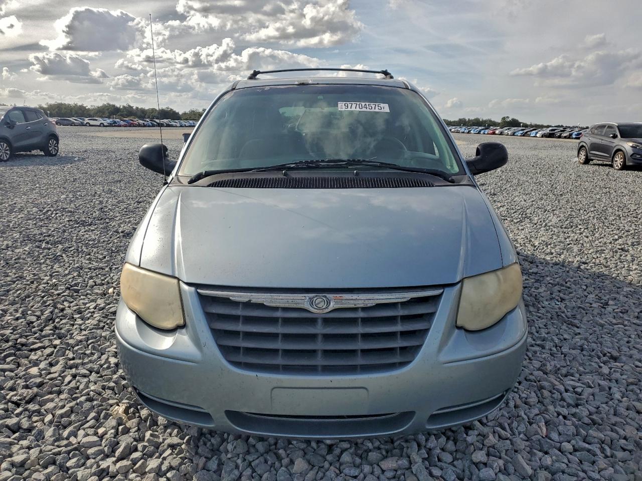 2006 CHRYSLER TOWN & COUNTRY TOURING photo 5