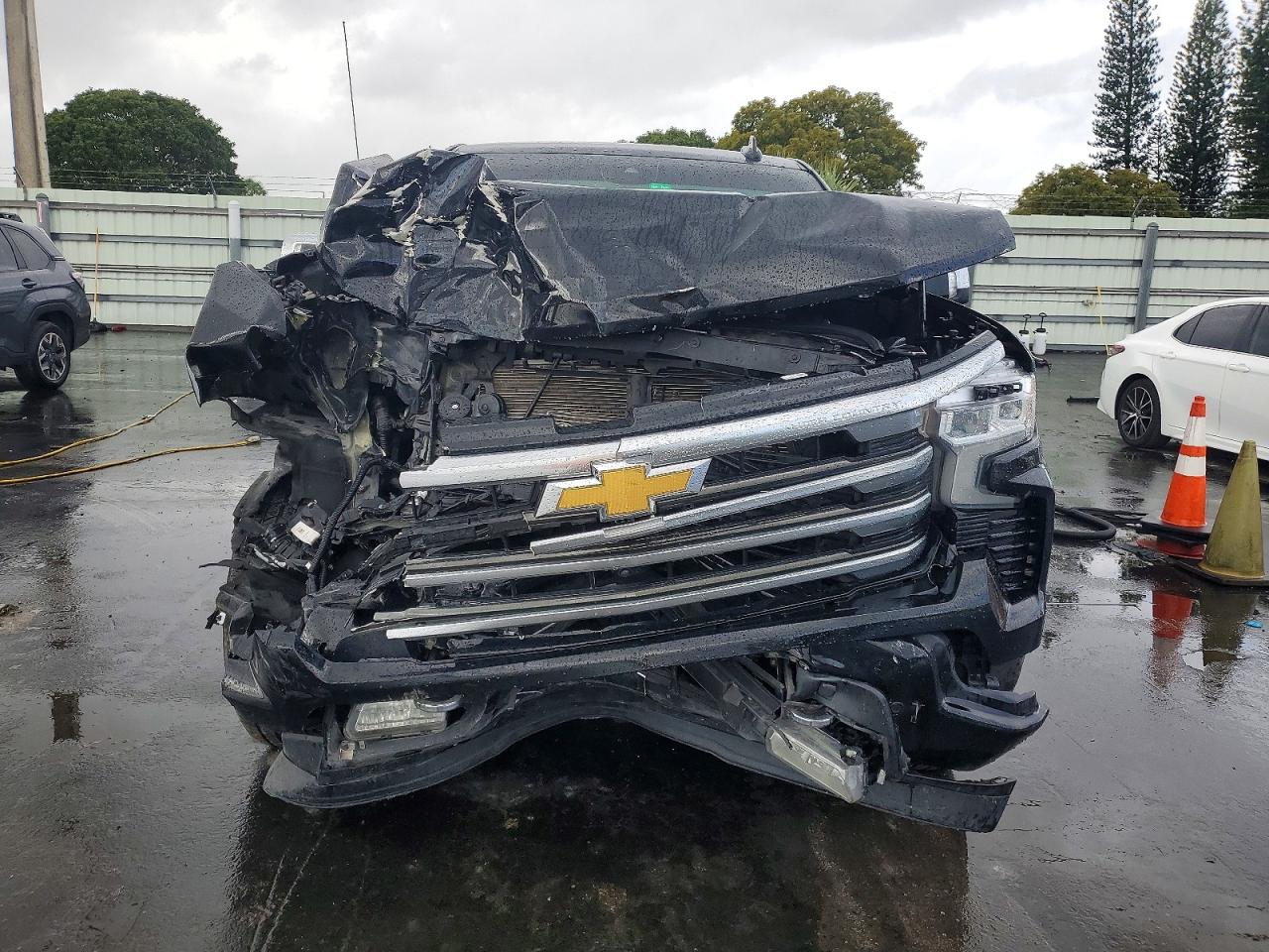 2023 CHEVROLET SILVERADO K1500 HIGH COUNTRY photo 5