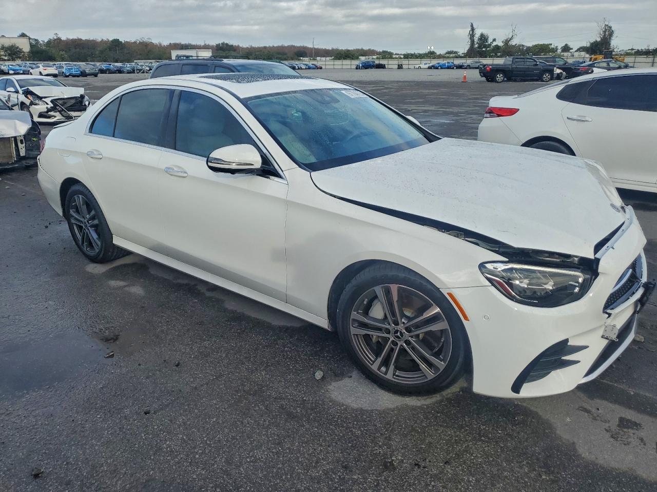 2021 MERCEDES-BENZ E 350 photo 4