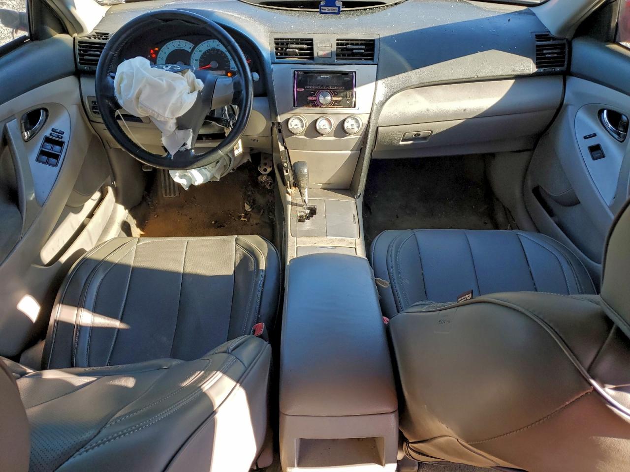 2010 TOYOTA CAMRY BASE photo 2