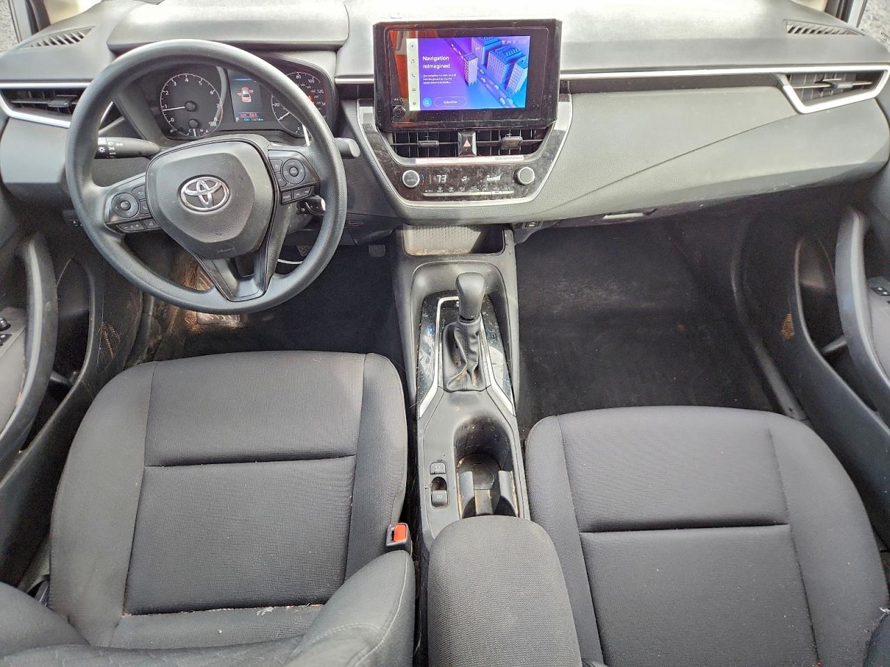 2024 TOYOTA COROLLA LE photo 8