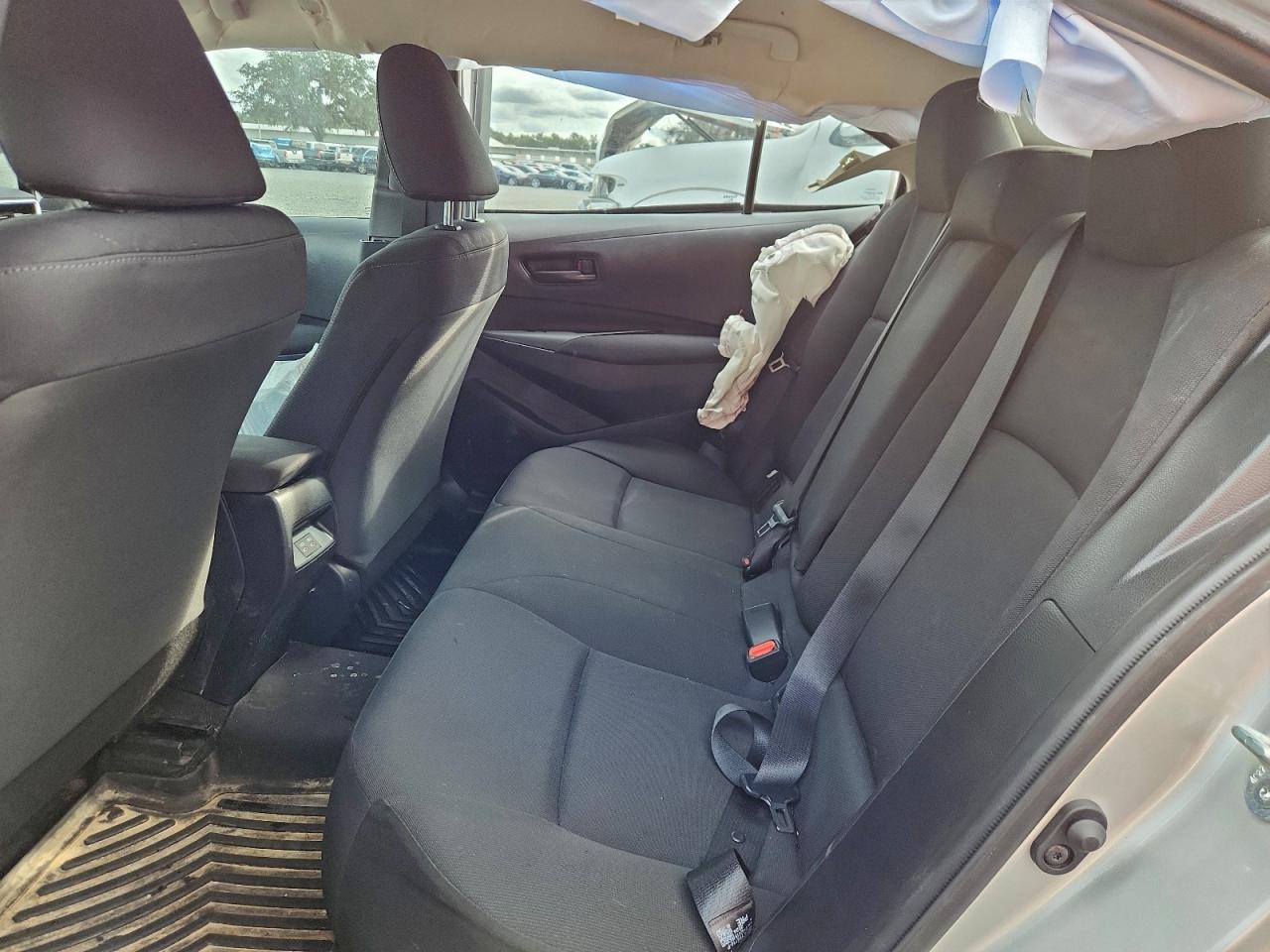 2024 TOYOTA COROLLA LE photo 10