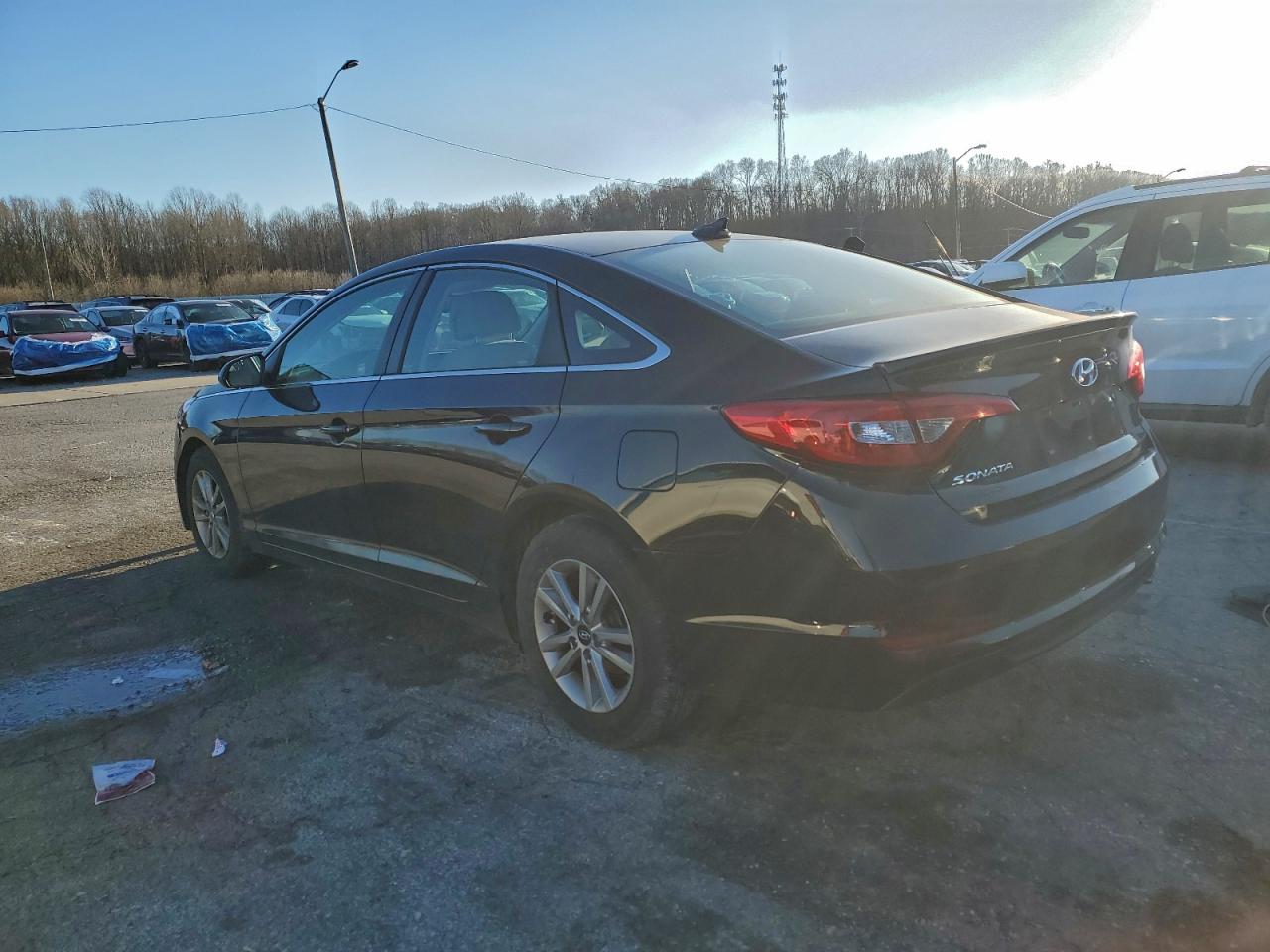 2016 HYUNDAI SONATA SE photo 4