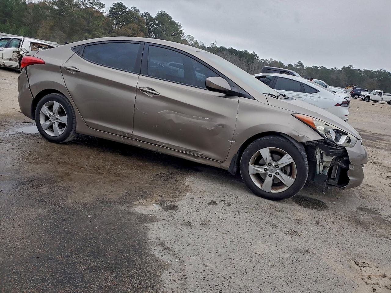 2013 HYUNDAI ELANTRA GLS photo 4