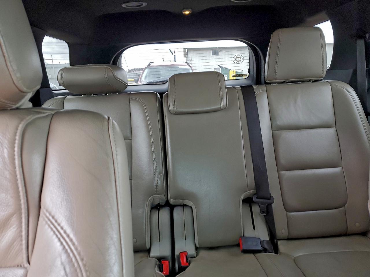 2011 FORD EXPLORER XLT photo 10