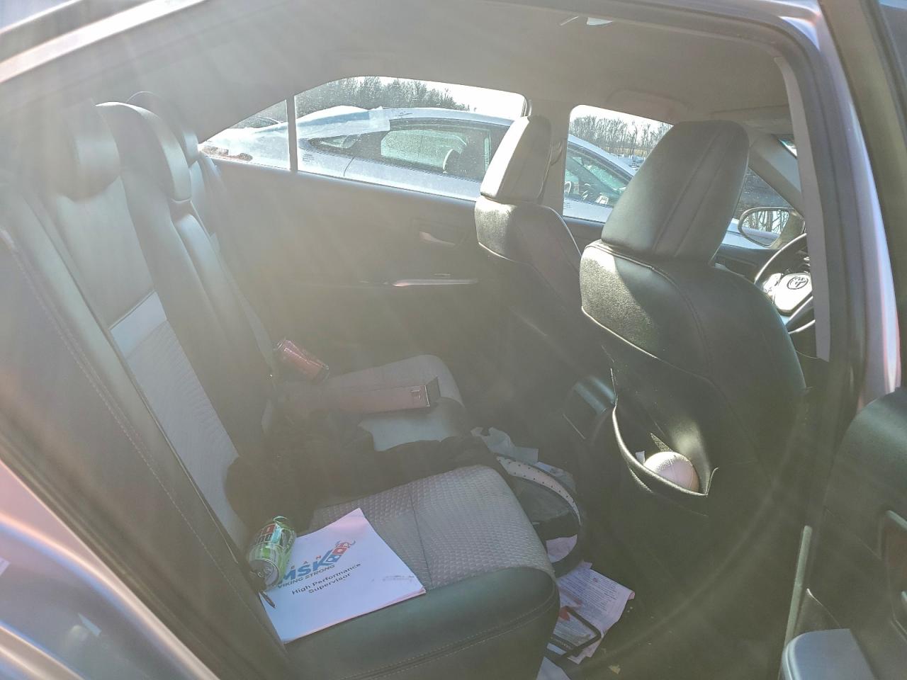 2014 TOYOTA CAMRY L photo 10