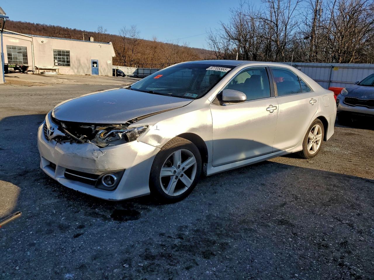 2014 TOYOTA CAMRY