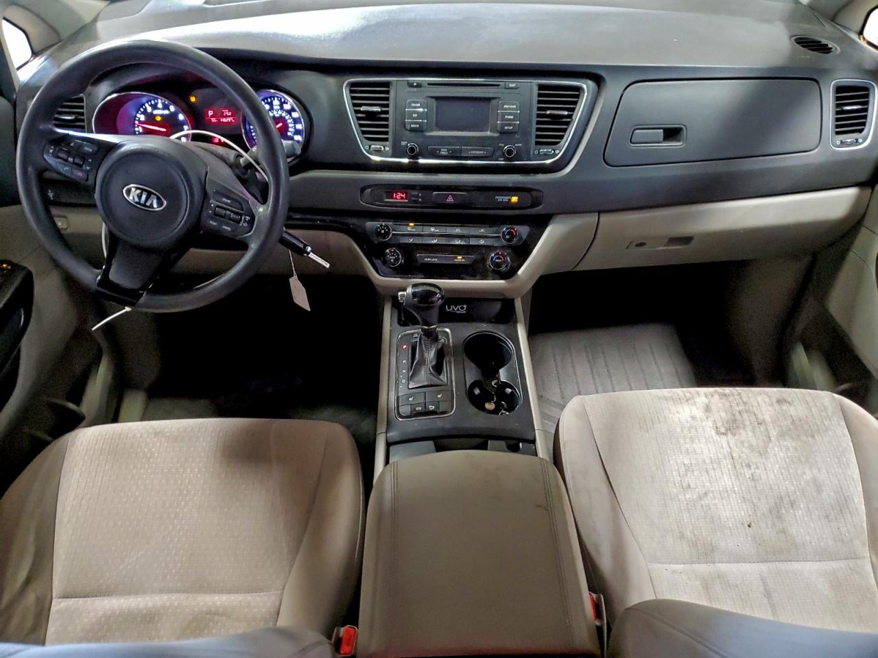 2016 KIA SEDONA LX photo 8