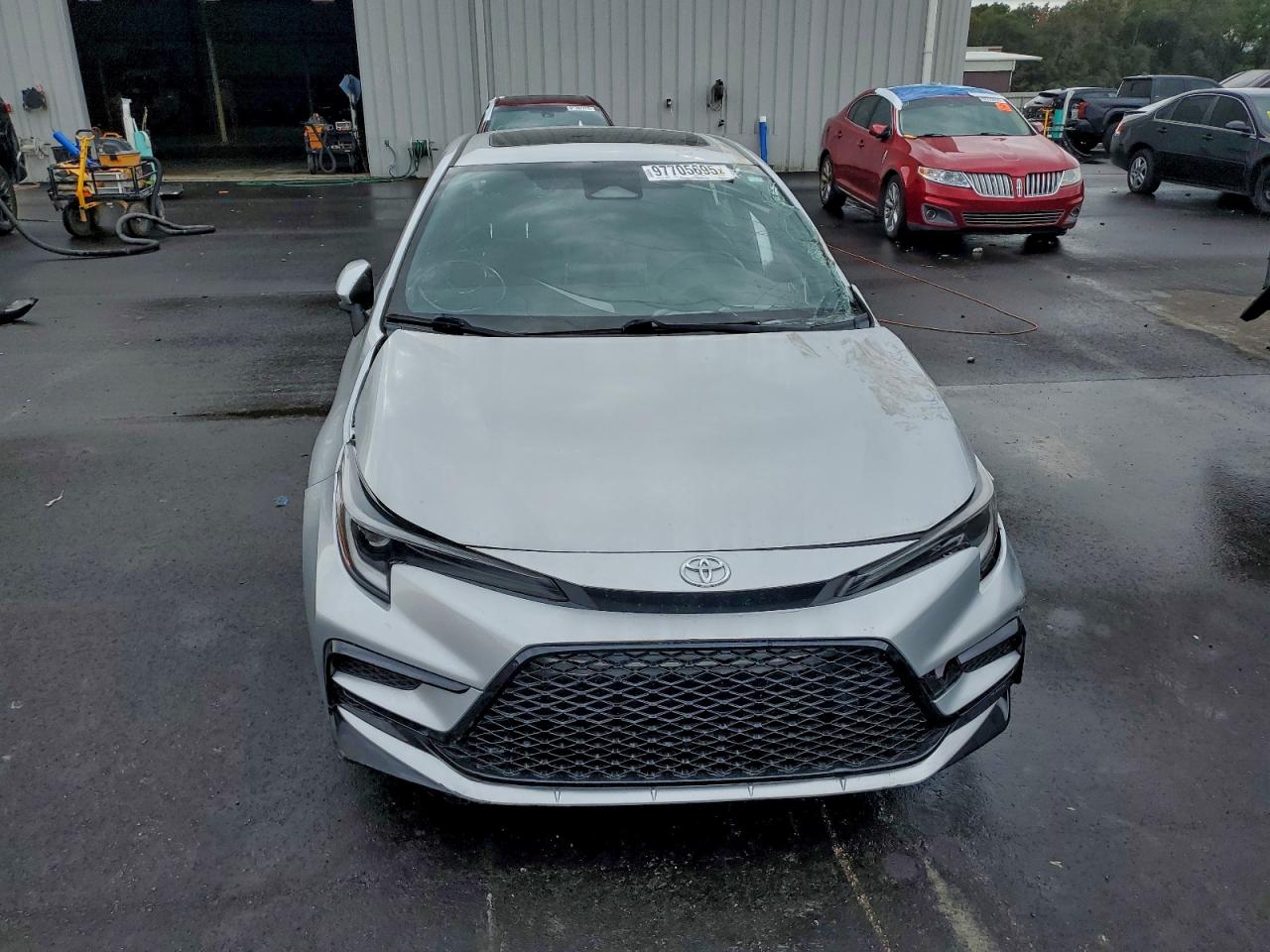2023 TOYOTA COROLLA XSE photo 9