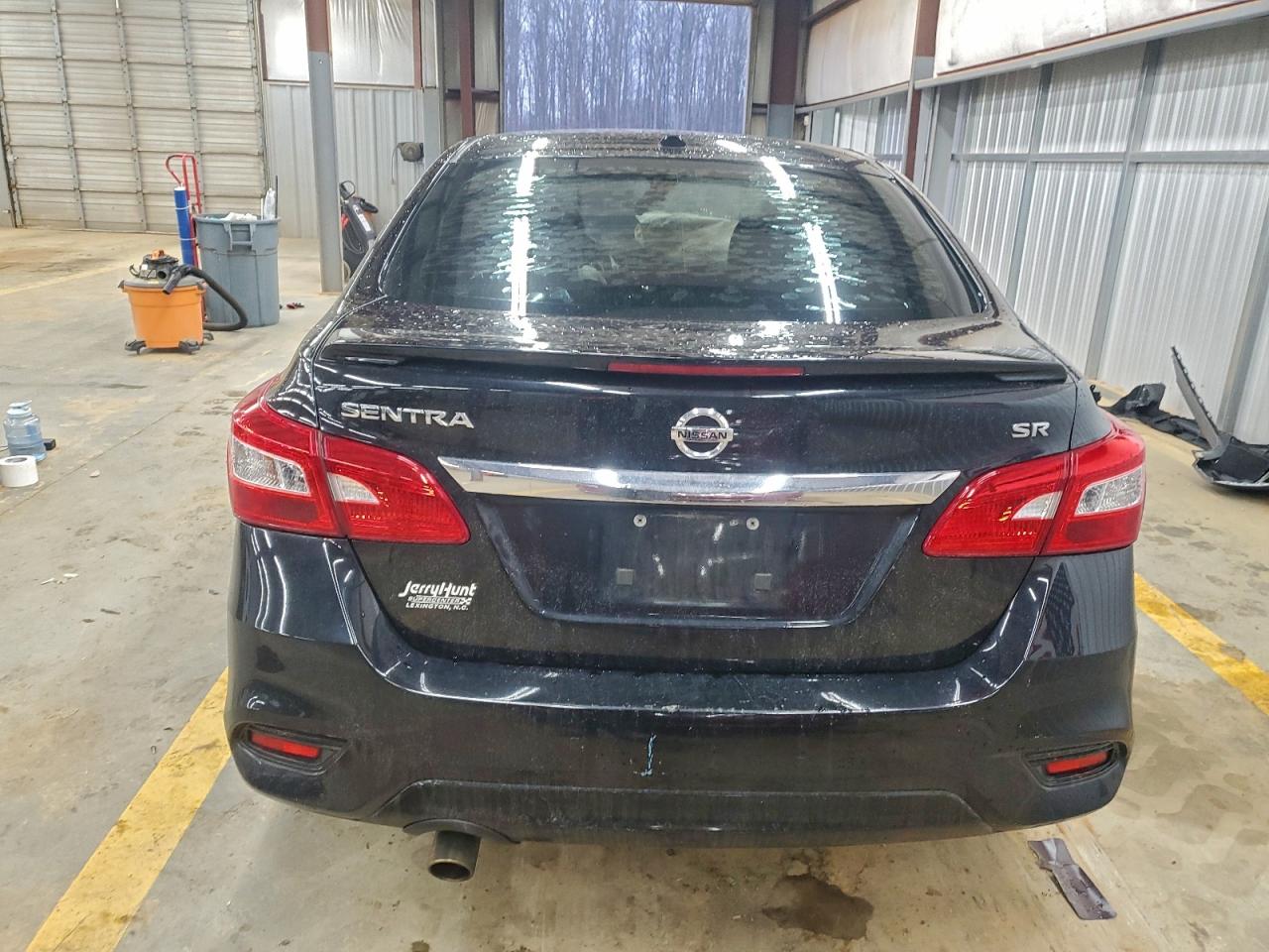 2017 NISSAN SENTRA S photo 6