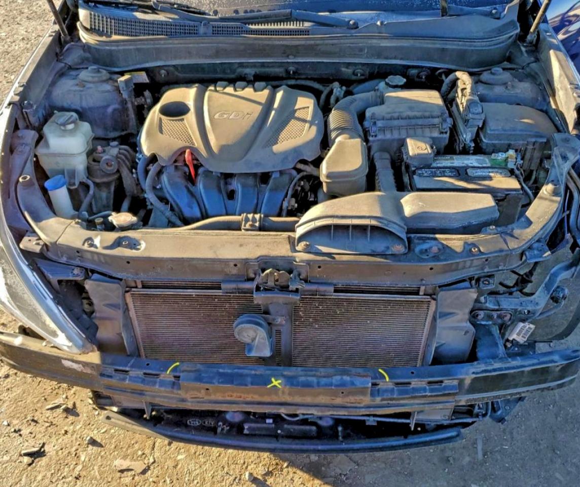 2012 HYUNDAI SONATA SE photo 11