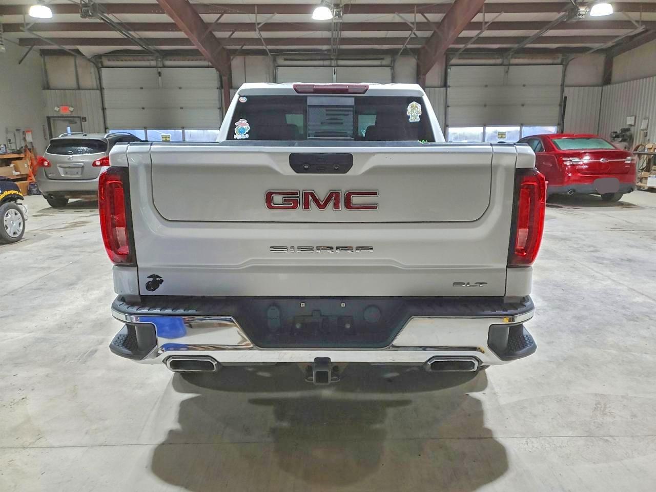 2020 GMC SIERRA K1500 SLT photo 6