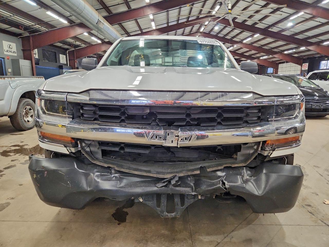 2016 CHEVROLET SILVERADO C1500 photo 5
