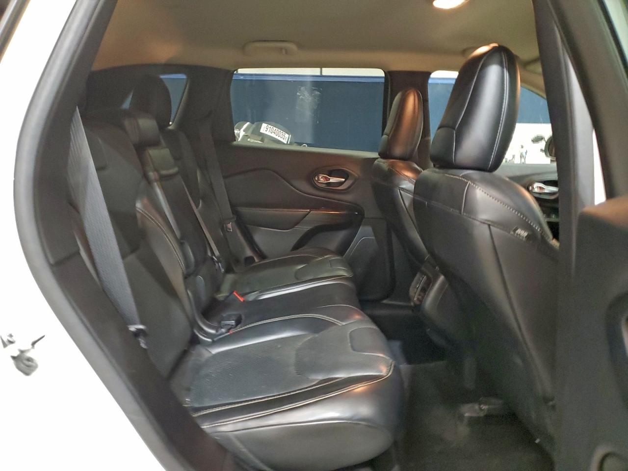 2015 JEEP CHEROKEE LIMITED photo 11