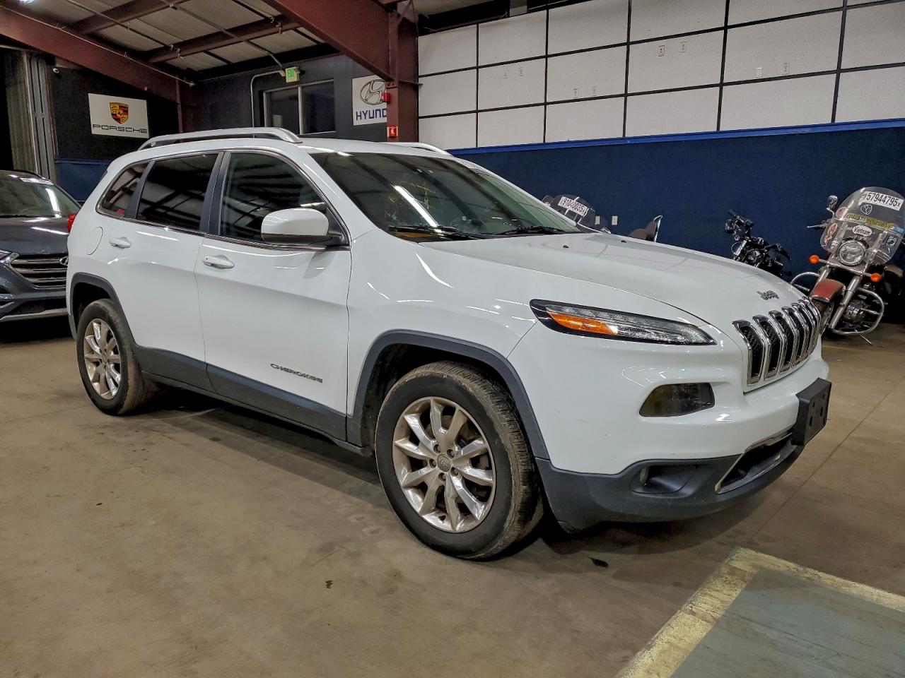 2015 JEEP CHEROKEE LIMITED photo 4