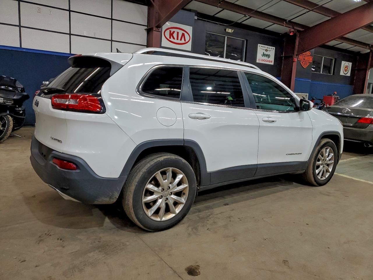 2015 JEEP CHEROKEE LIMITED photo 3