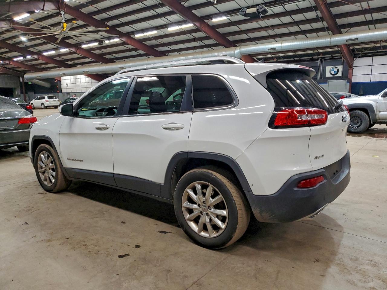 2015 JEEP CHEROKEE LIMITED photo 2
