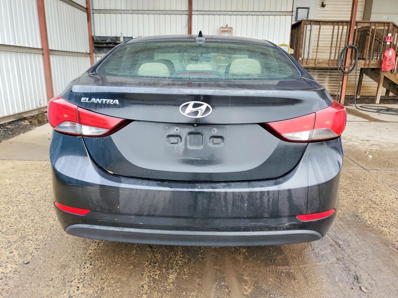 2014 HYUNDAI ELANTRA SE photo 6