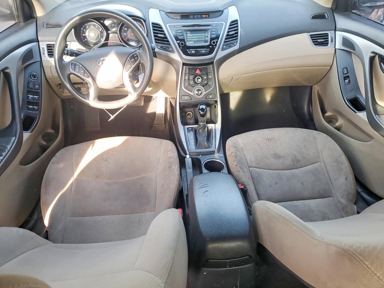 2014 HYUNDAI ELANTRA SE photo 8