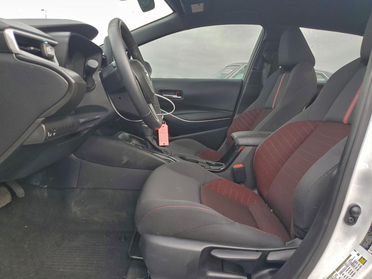 2025 TOYOTA COROLLA SE photo 13