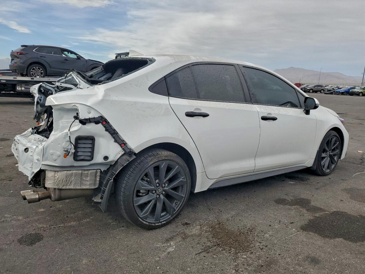 2025 TOYOTA COROLLA SE photo 5