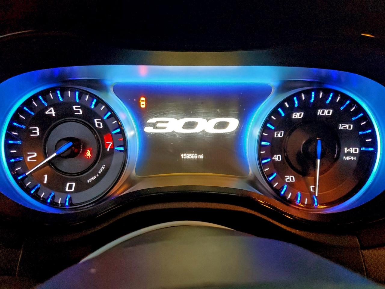 2016 CHRYSLER 300 S photo 9