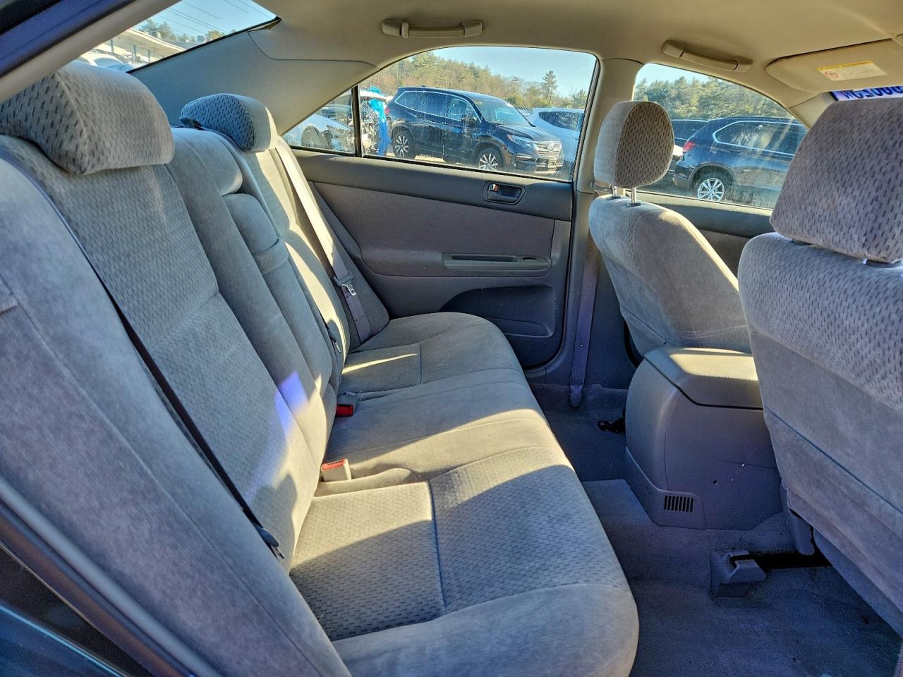 2003 TOYOTA CAMRY LE photo 10
