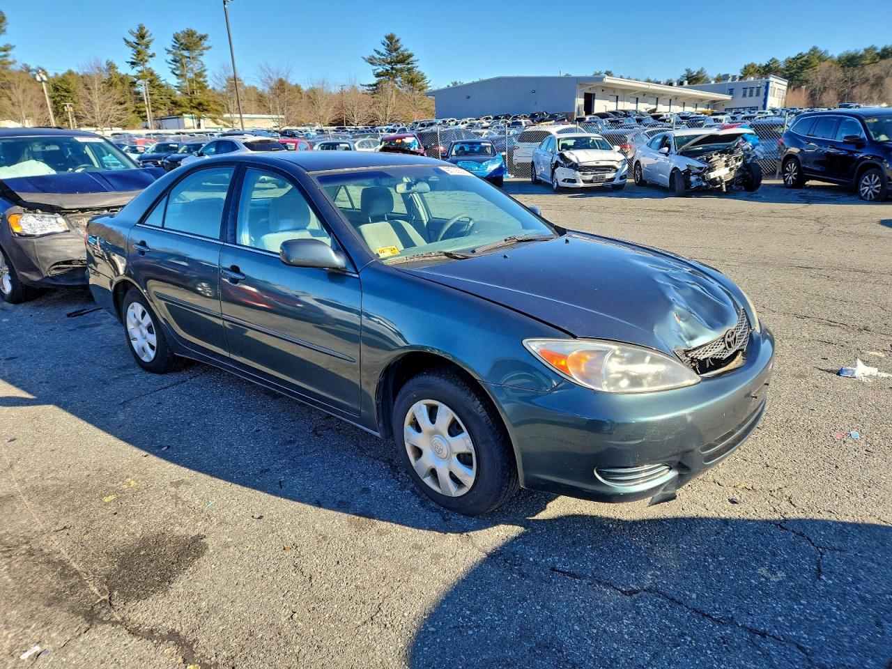 2003 TOYOTA CAMRY LE photo 4