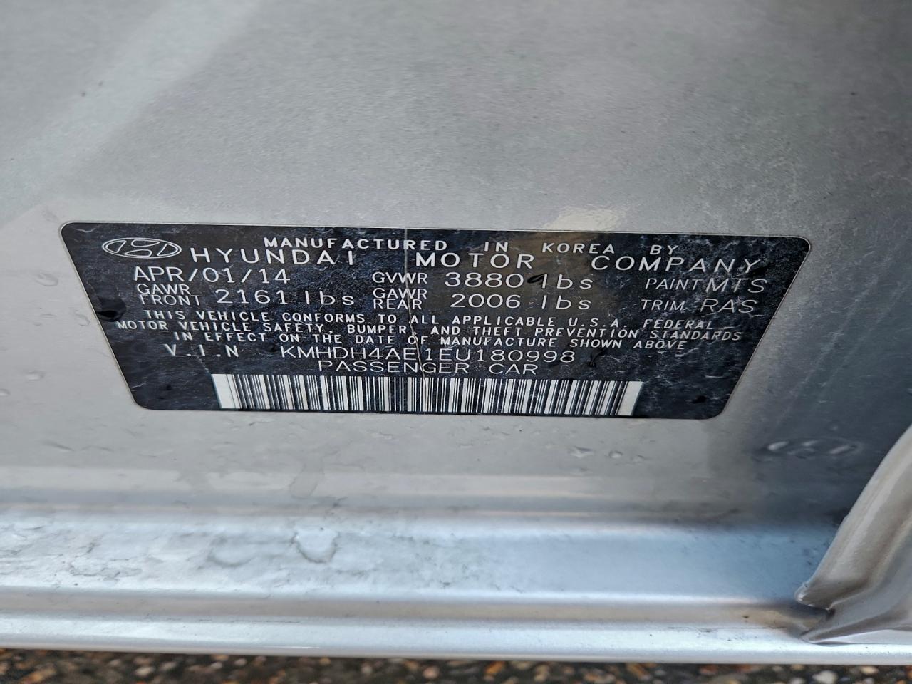 2014 HYUNDAI ELANTRA SE photo 12