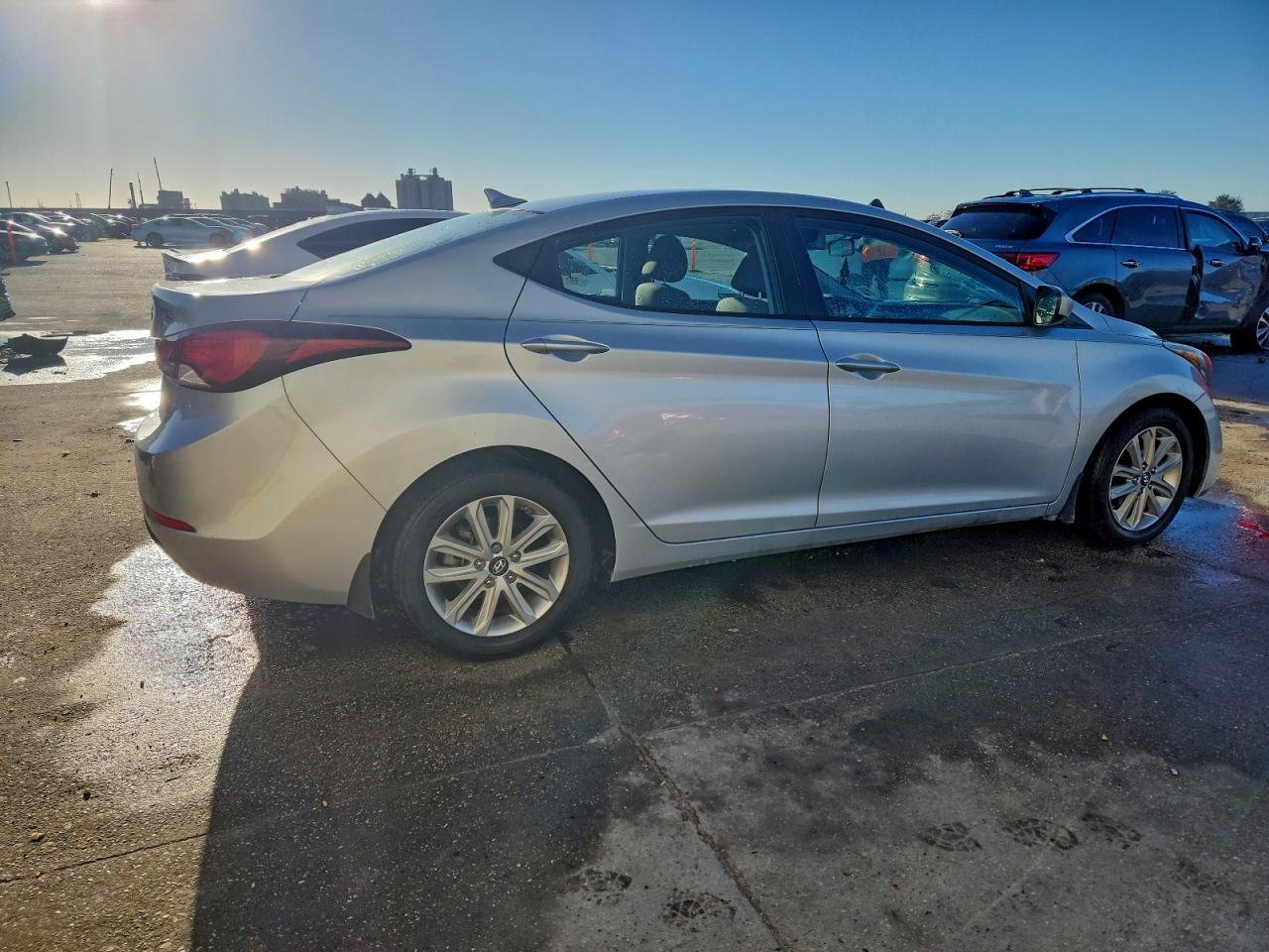 2014 HYUNDAI ELANTRA SE photo 3