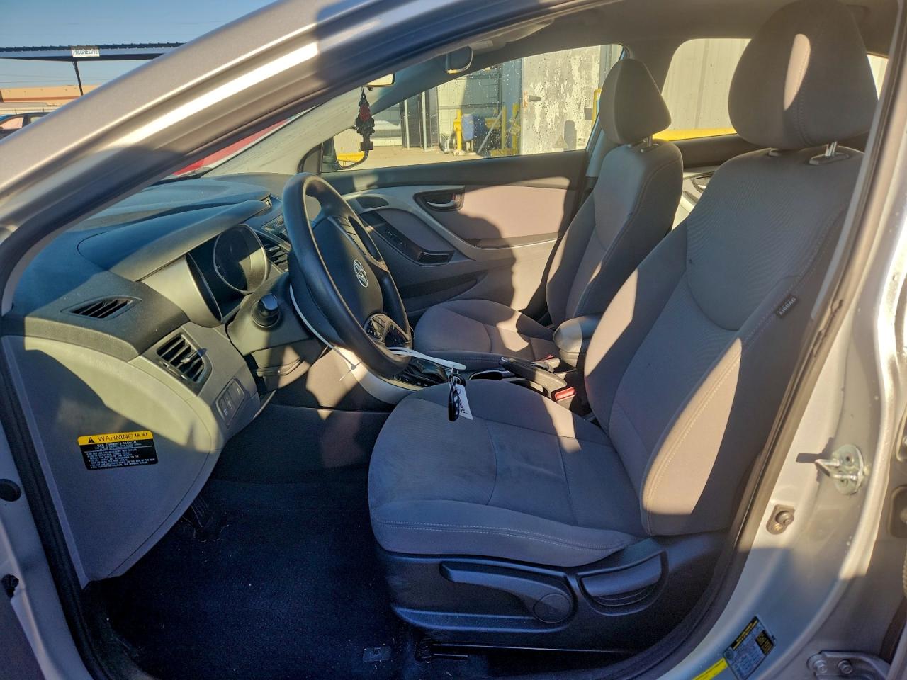 2014 HYUNDAI ELANTRA SE photo 7