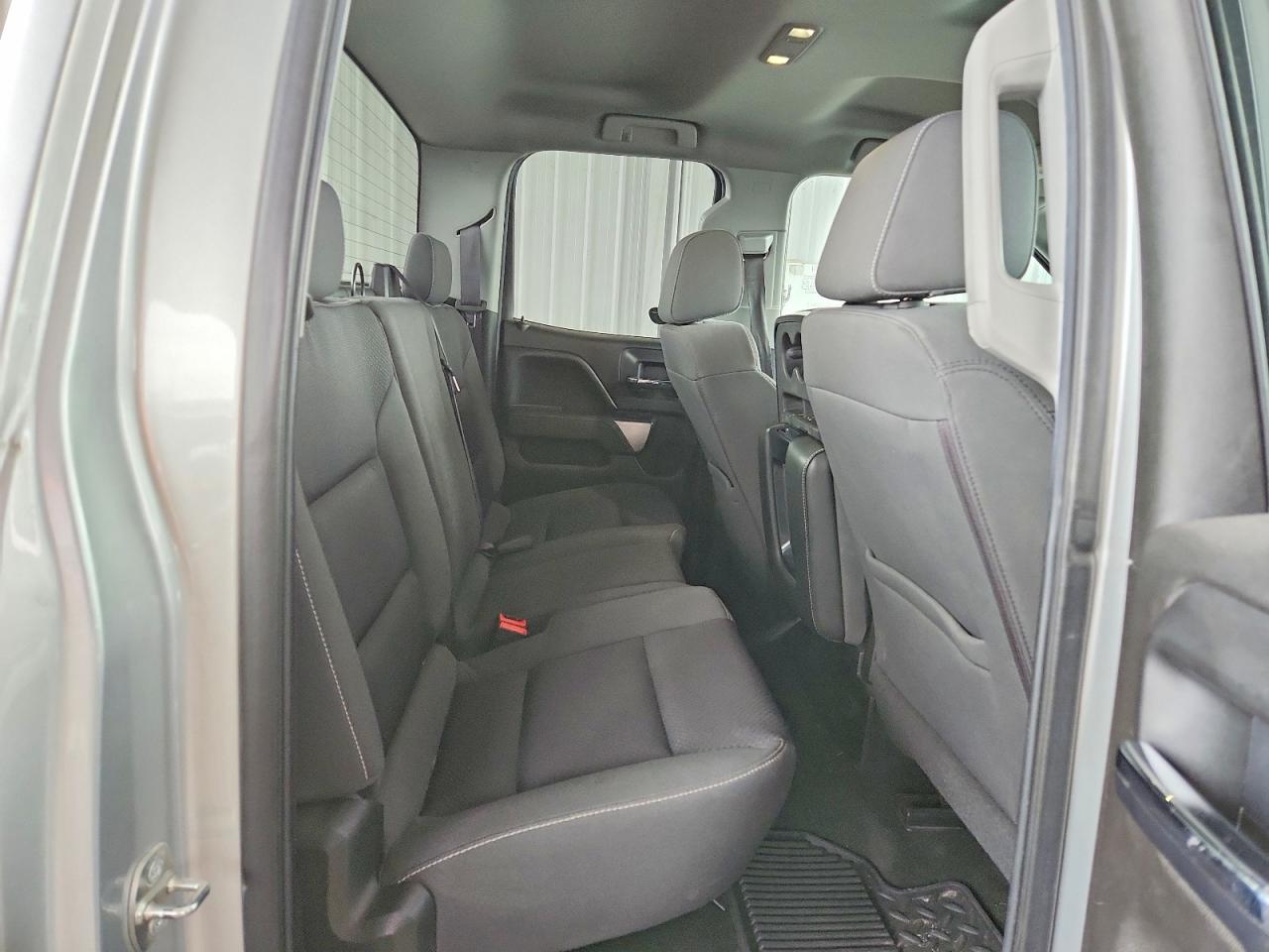 2016 CHEVROLET SILVERADO K1500 LT photo 10