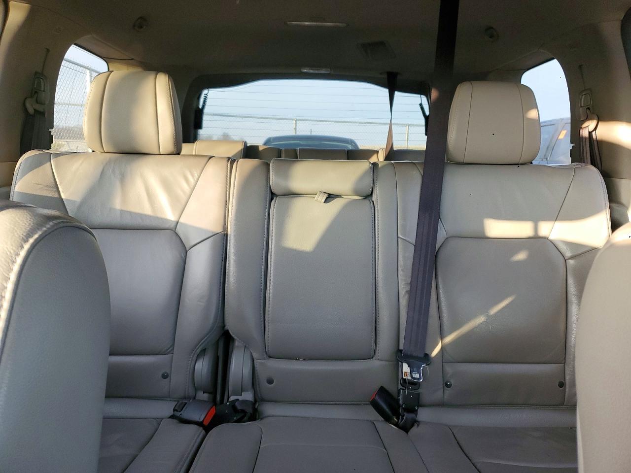 2015 HONDA PILOT EXL photo 10