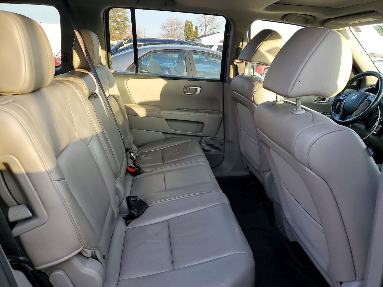 2015 HONDA PILOT EXL photo 11