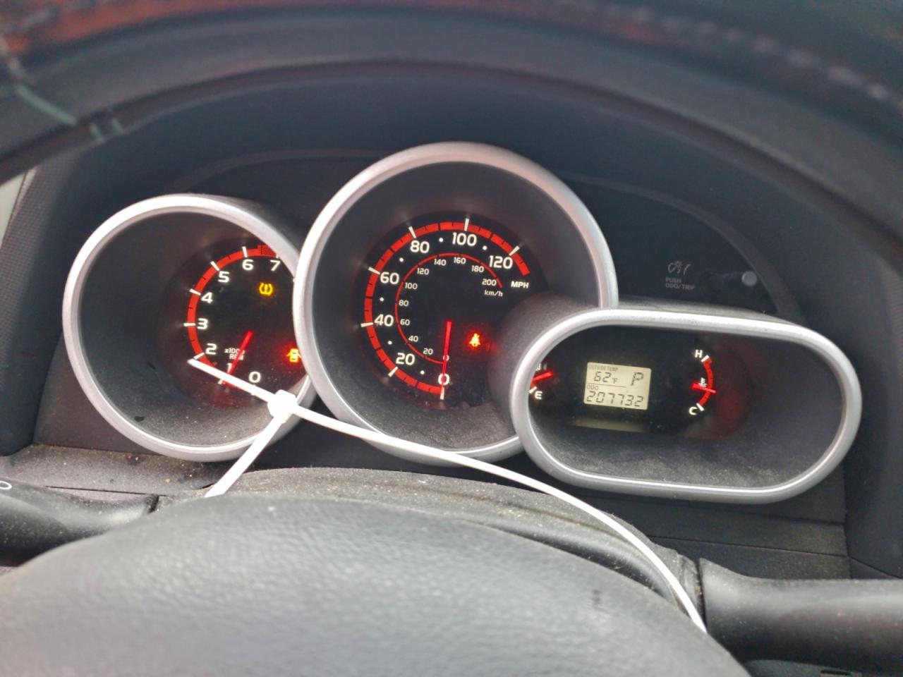 2010 TOYOTA COROLLA MATRIX photo 9